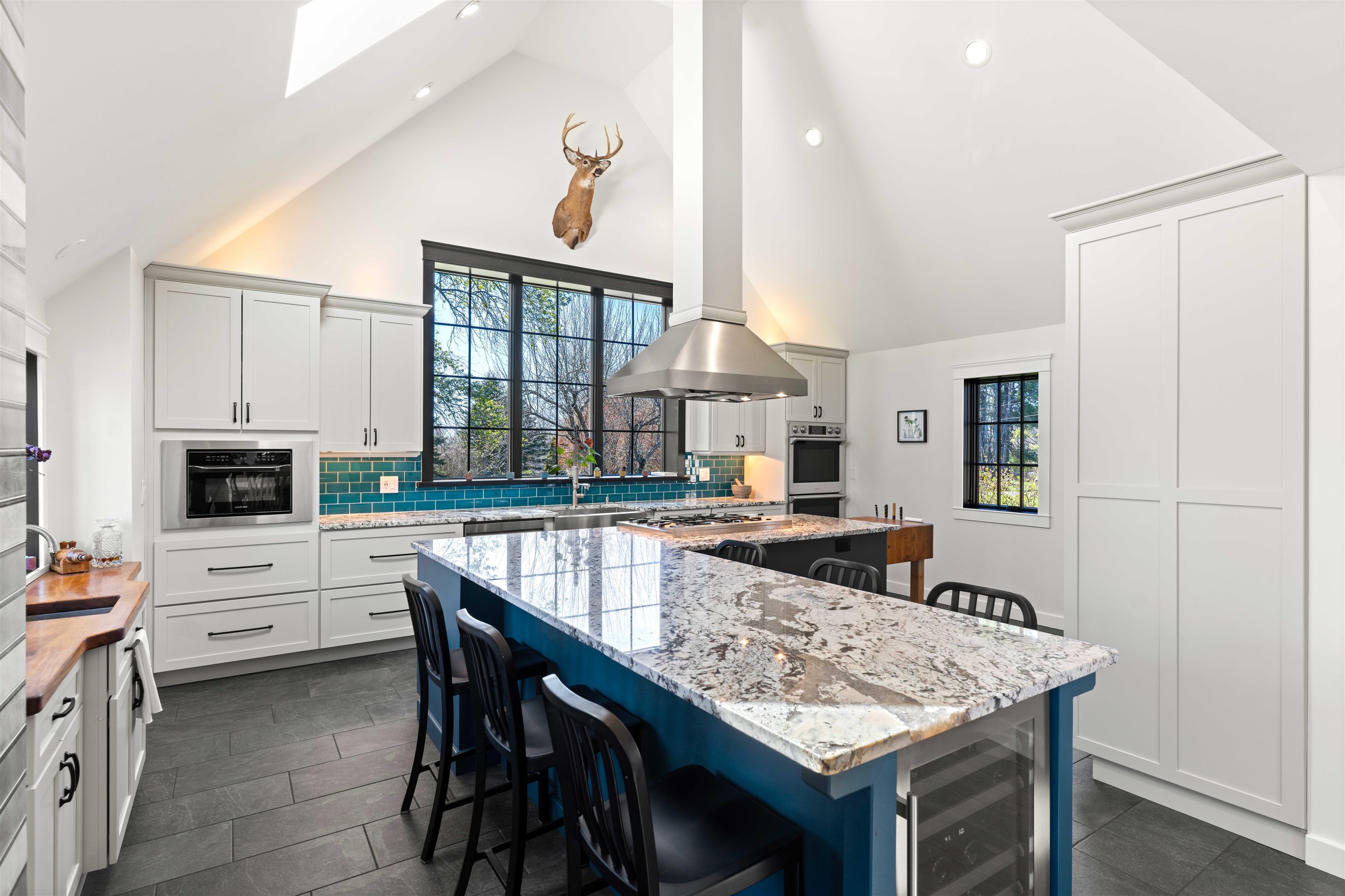 4 Apple Way Stratham, NH 03885 - Photo 4 of 59