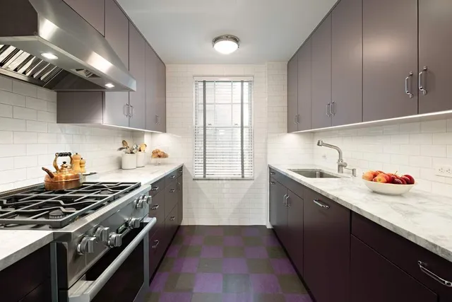 $4,500,000 | 45 East 9th Street, Unit 45 | Greenwich Village