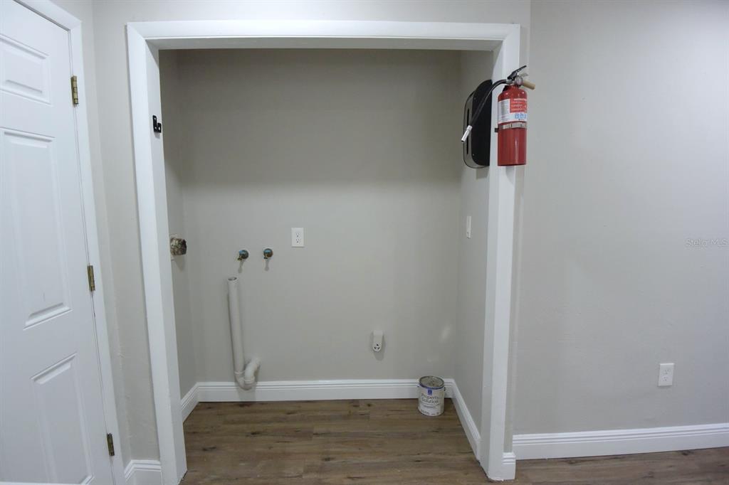 5845 Elm Street New Port Richey, FL 34652 - Photo 12 of 38 a view of small space