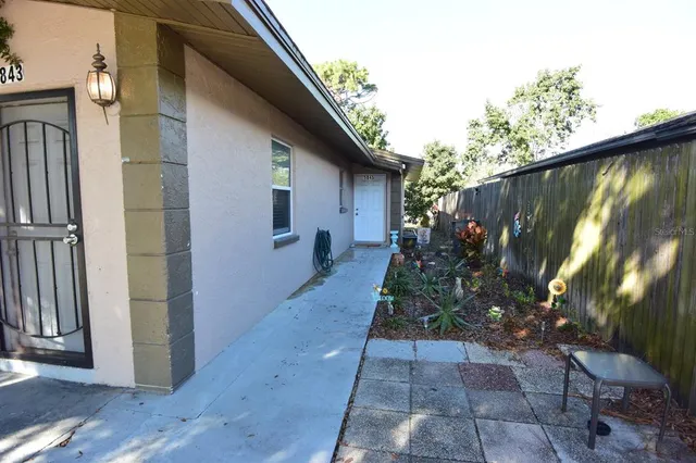 a view of a pathway of a house
