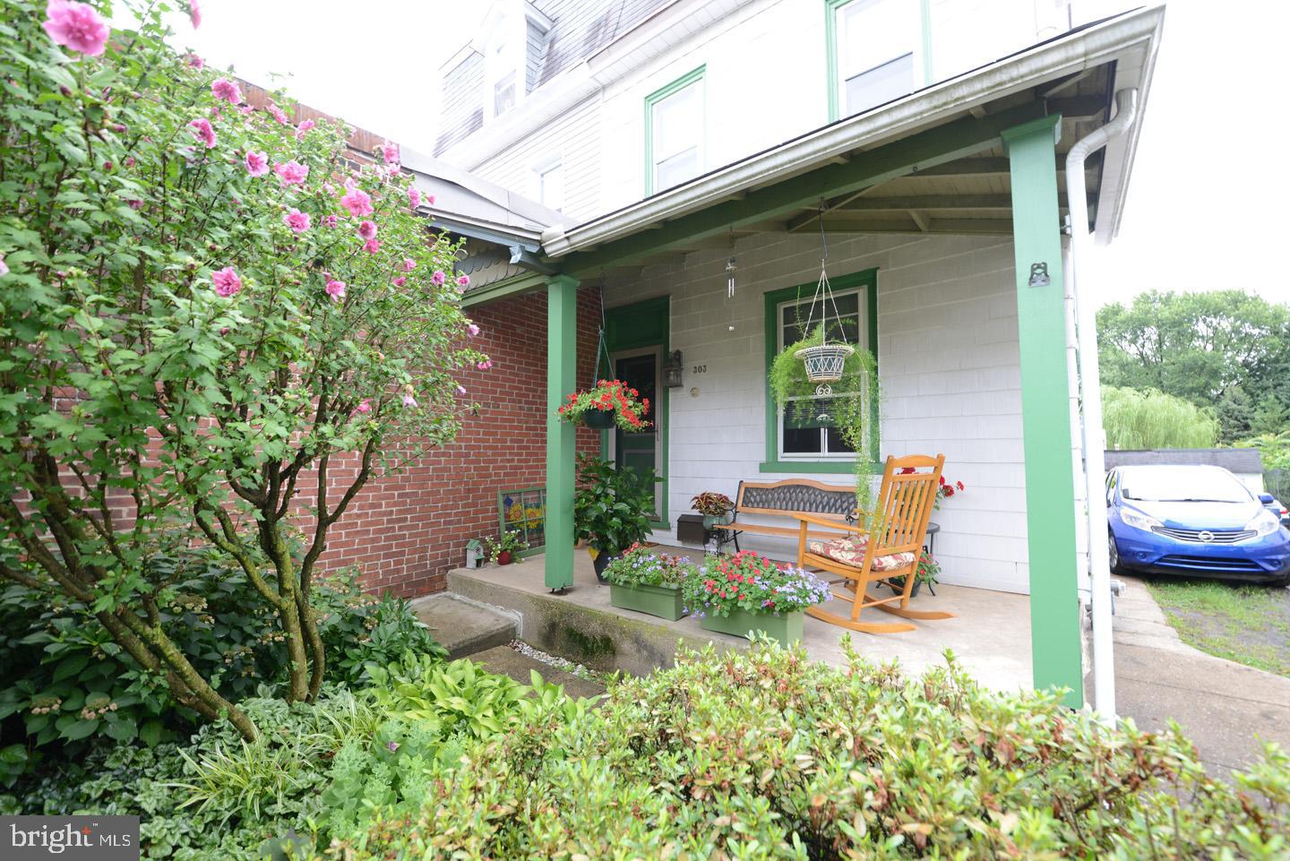 303 Ryers Avenue Cheltenham, PA 19012 - Photo 2 of 37 Front Porch