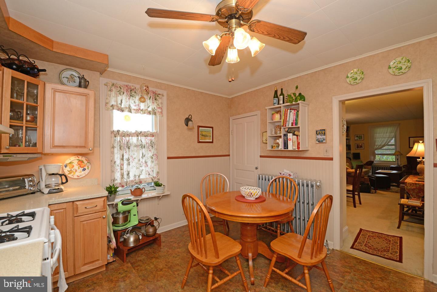 303 Ryers Avenue Cheltenham, PA 19012 - Photo 11 of 37 Kitchen