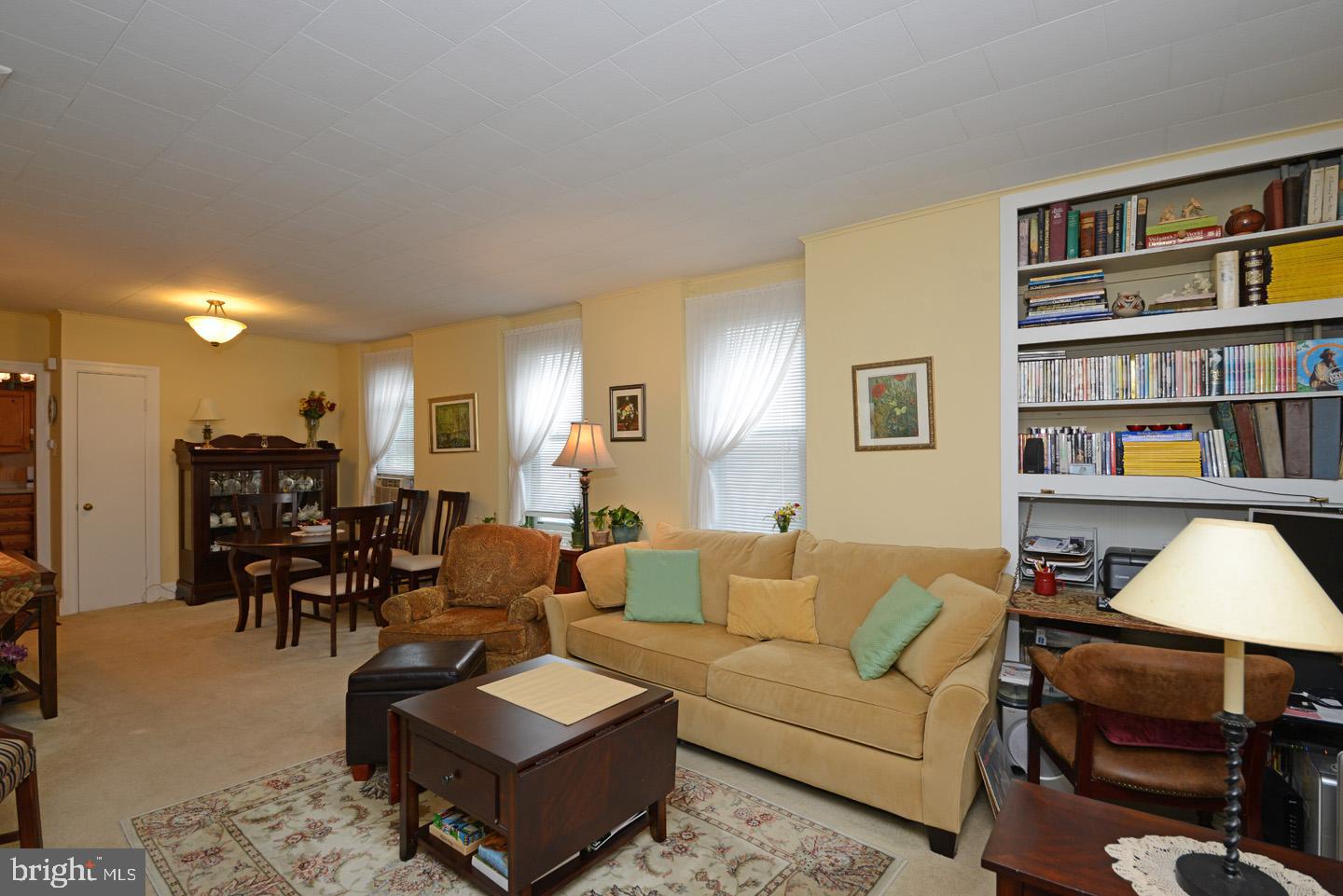 303 Ryers Avenue Cheltenham, PA 19012 - Photo 3 of 37 Living Room