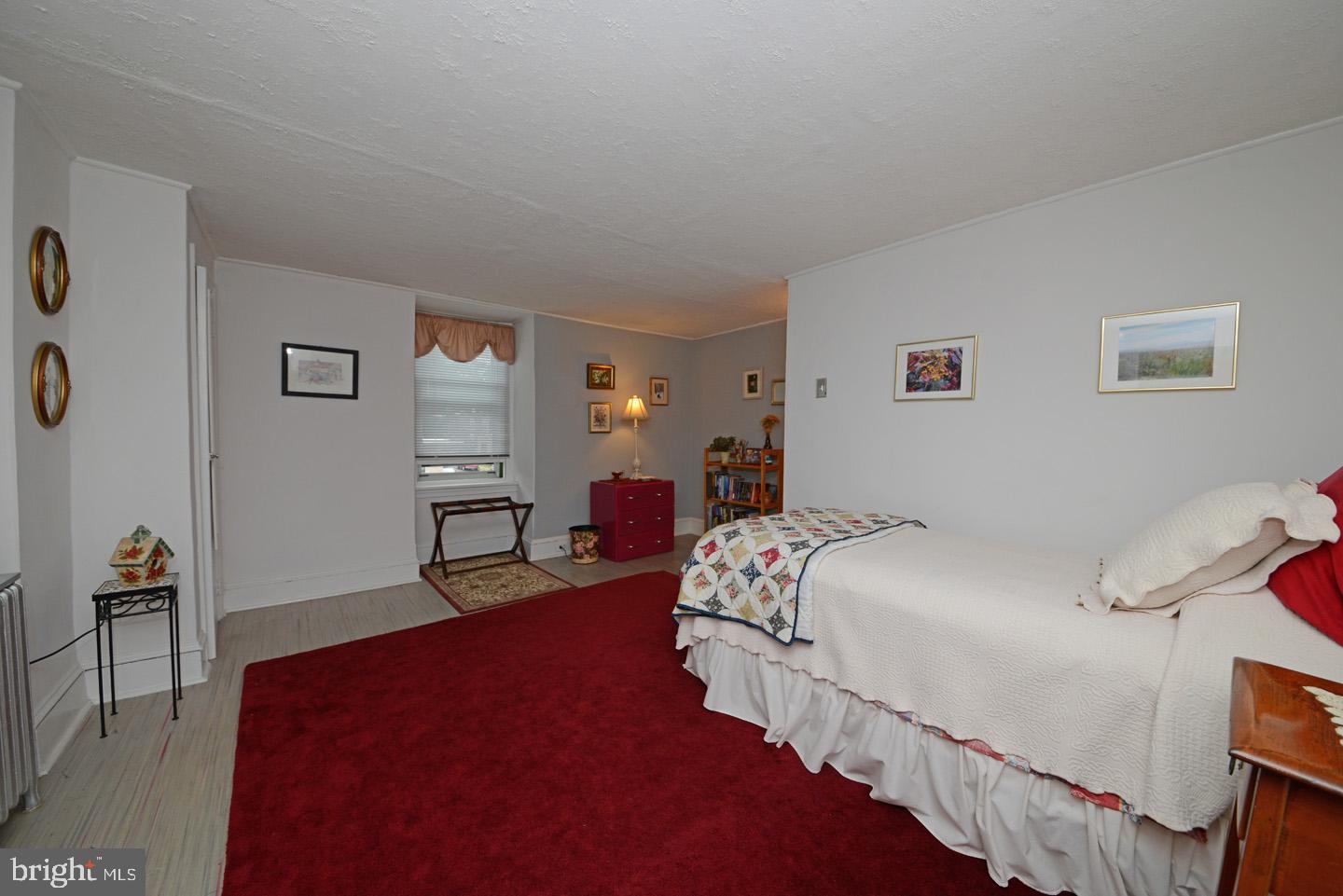 303 Ryers Avenue Cheltenham, PA 19012 - Photo 28 of 37 3rd Floor Bedroom