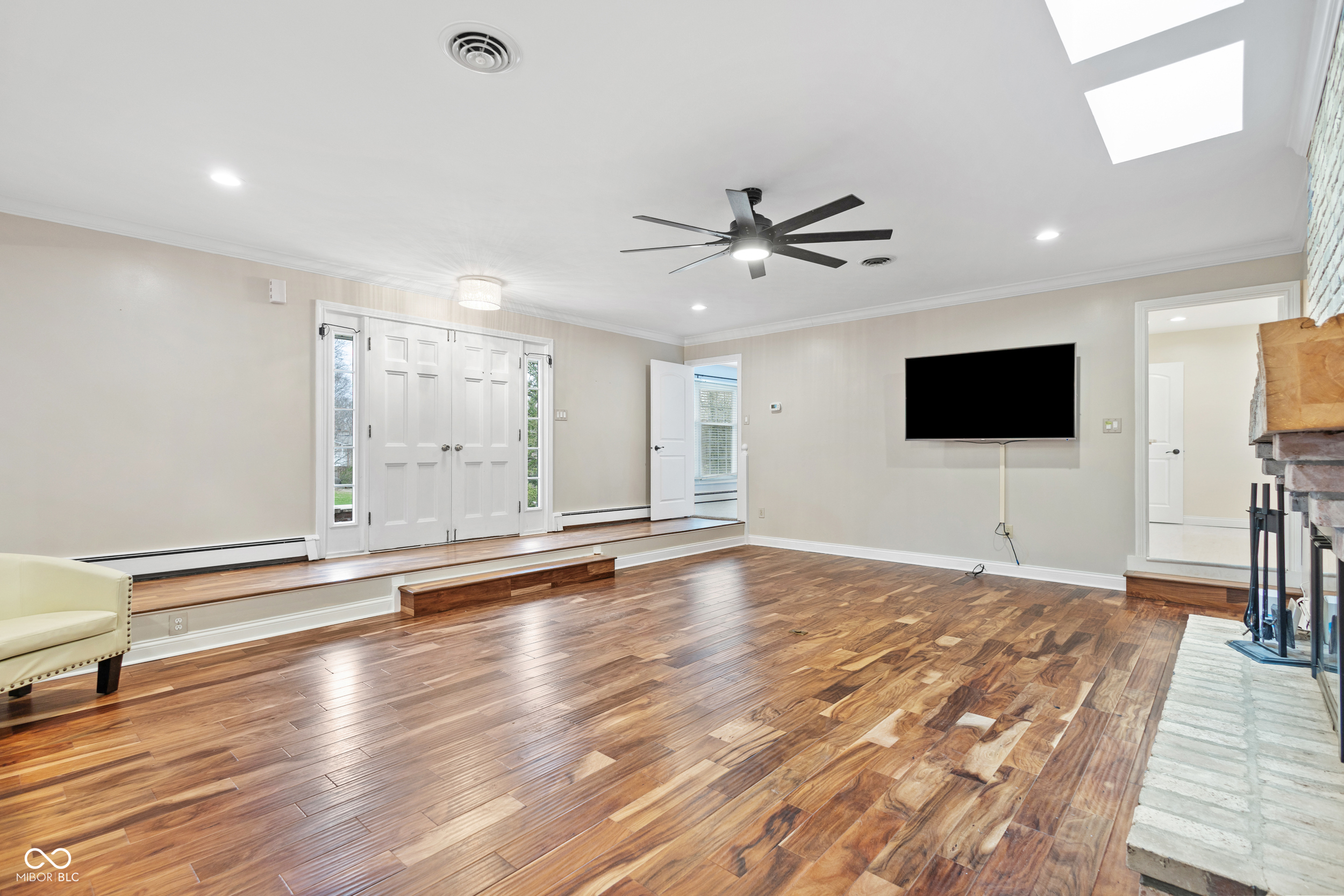 8853 Briarclift Road Indianapolis, IN 46256 - Photo 5 of 72 Gallery Image 5