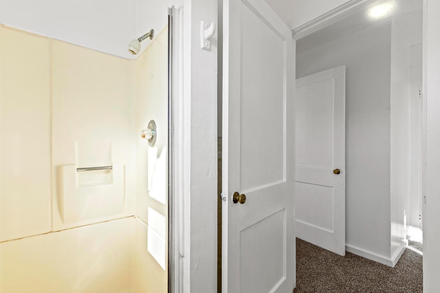 263 Olive Street Maxwell, CA 95955 - Photo 14 of 21 Bathroom.