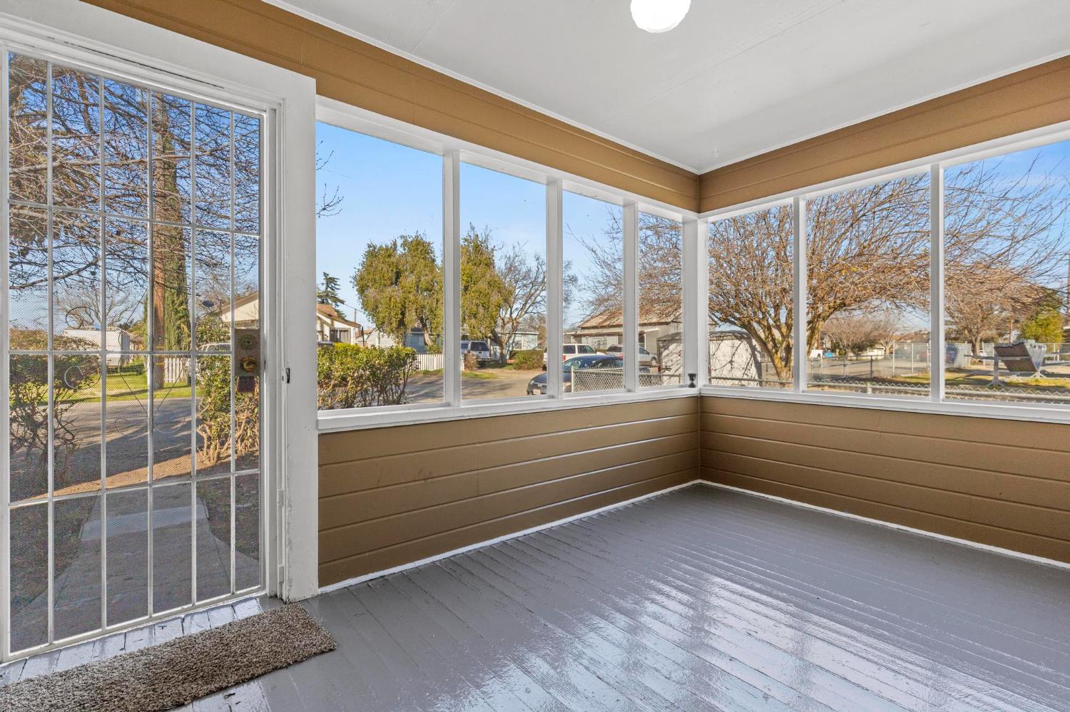 263 Olive Street Maxwell, CA 95955 - Photo 4 of 21 Sunroom.