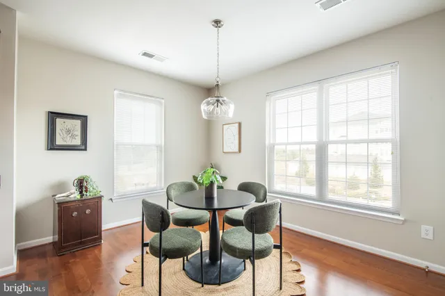 $395,000 | 8605 Wandering Fox Trail, Unit 303, Odenton, MD 21113