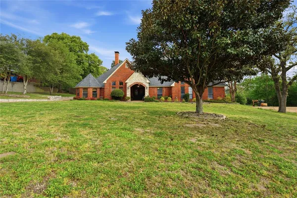 $535,000 | 603 Country Club Circle, Athens, TX 75751