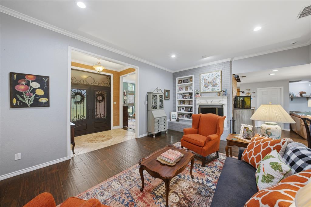 603 Country Club Circle Athens, TX 75751 - Photo 5 of 34