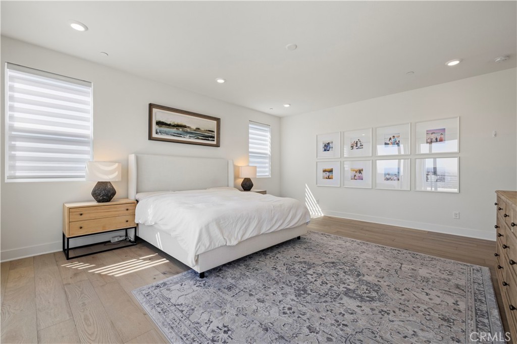 28346 Old Spgs Road Castaic, CA 91384 - Photo 18 of 69 a bedroom with a large bed and a window