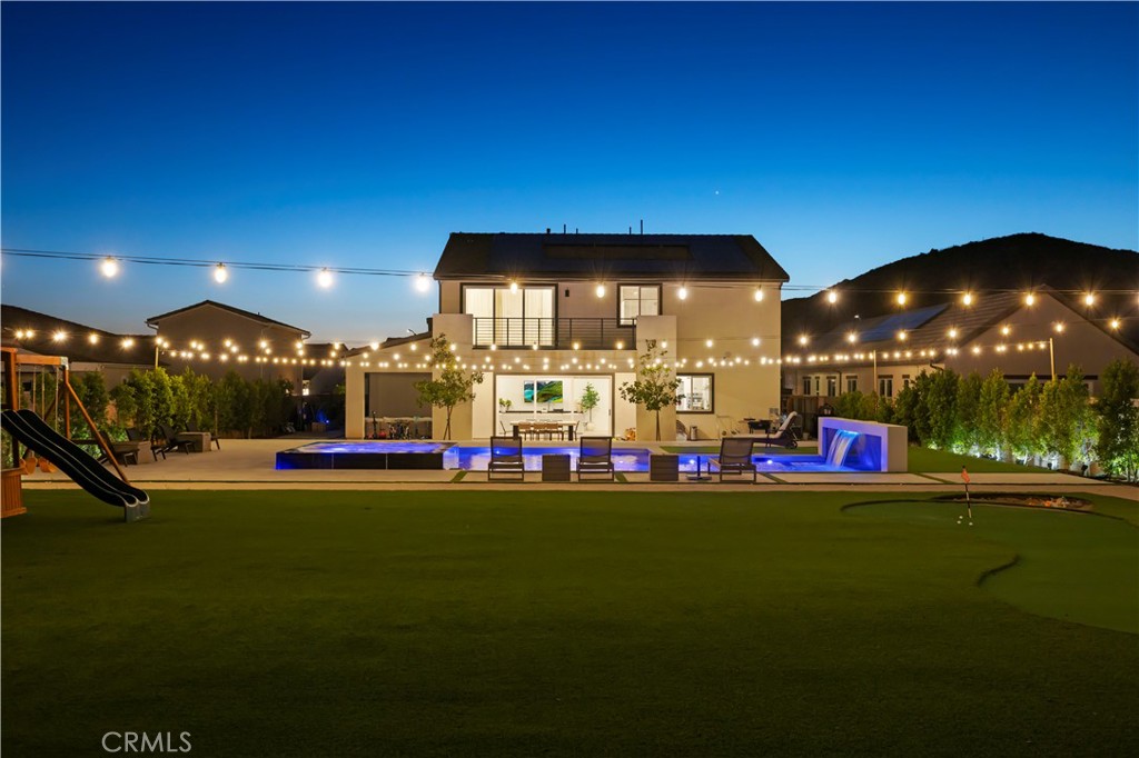 28346 Old Spgs Road Castaic, CA 91384 - Photo 4 of 69 a view of a basketball court