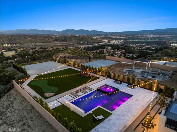 $2,400,000 | 28346 Old Spgs Road, Castaic, CA 91384
