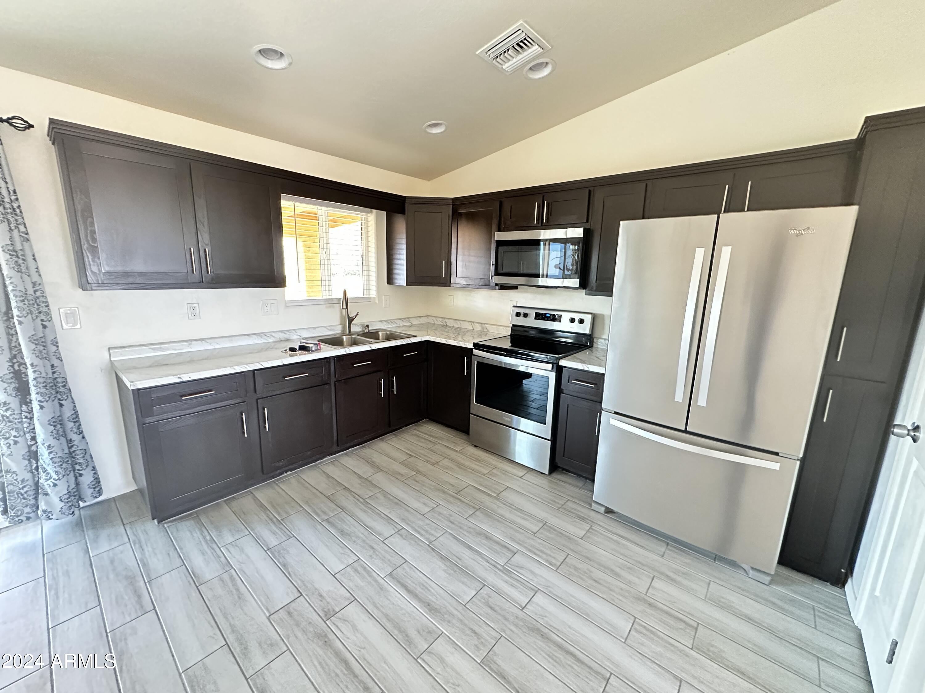 124 Calle Tiburon Rio Rico, AZ 85648 - Photo 3 of 17 CTibutonKitchen