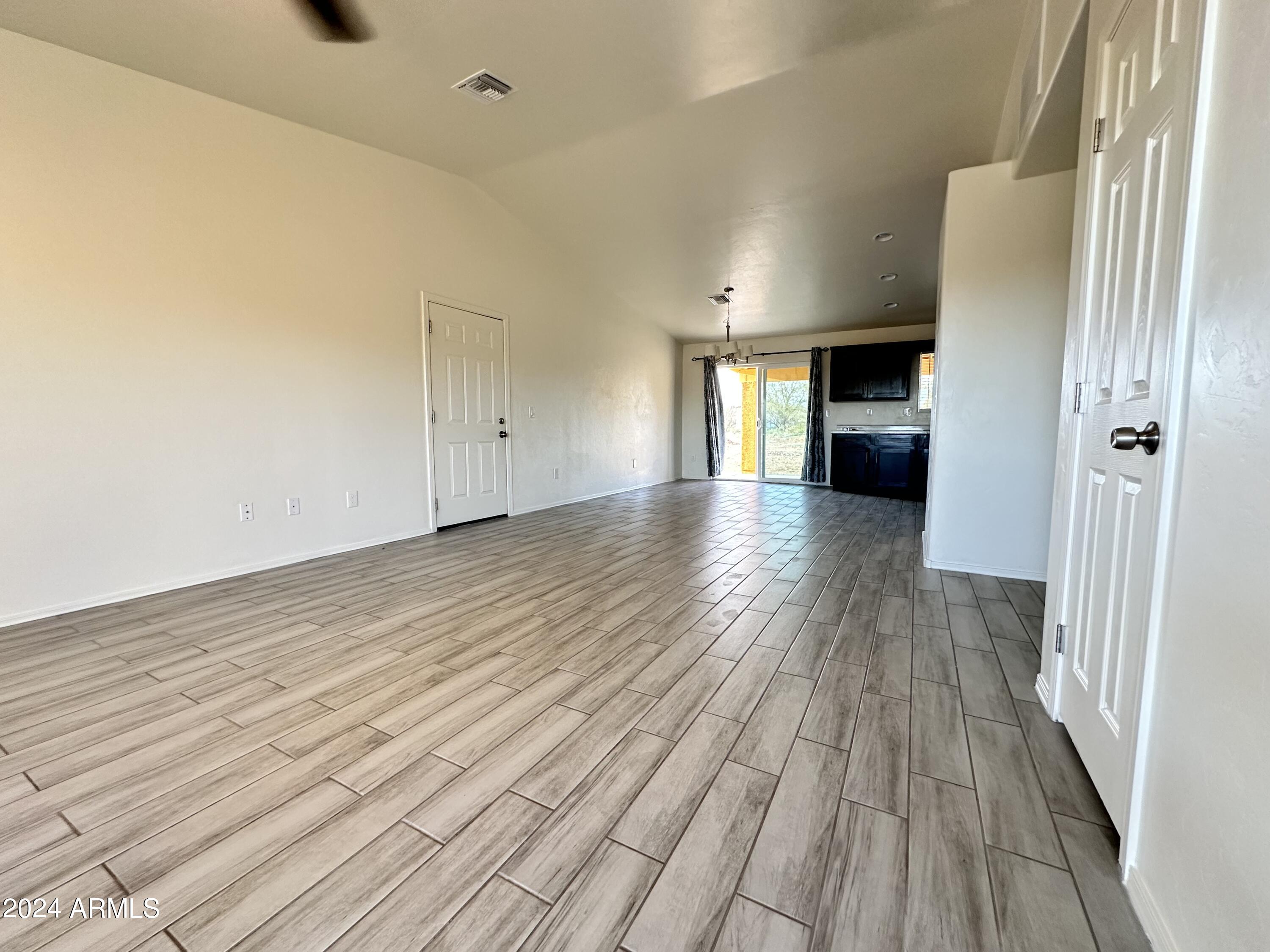 124 Calle Tiburon Rio Rico, AZ 85648 - Photo 6 of 17 CTiburonLiving2