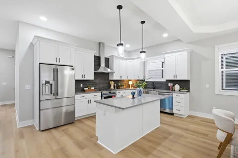 $650,000 | 2017 9th Avenue North, Nashville, TN 37208