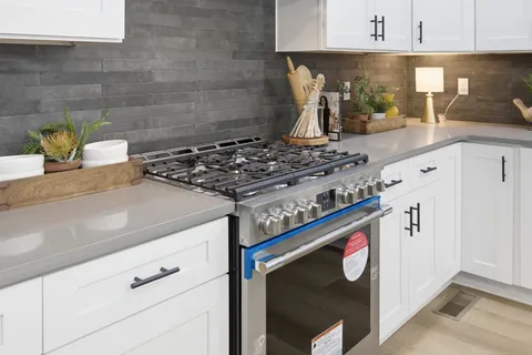 $650,000 | 2017 9th Avenue North, Nashville, TN 37208