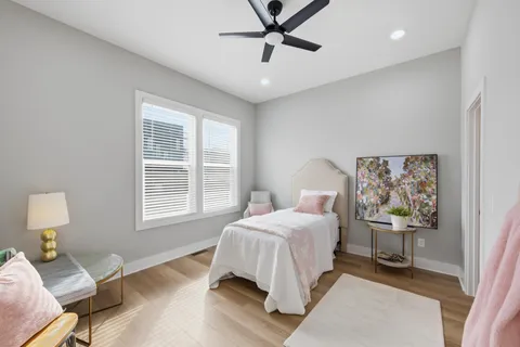 $650,000 | 2017 9th Avenue North, Nashville, TN 37208