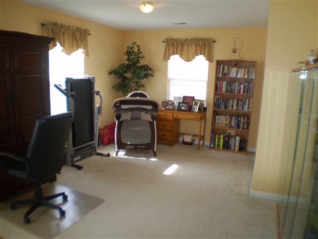 19 Dakota Road Greenville, SC 29617 - Photo 8 of 13 Gallery Image 8