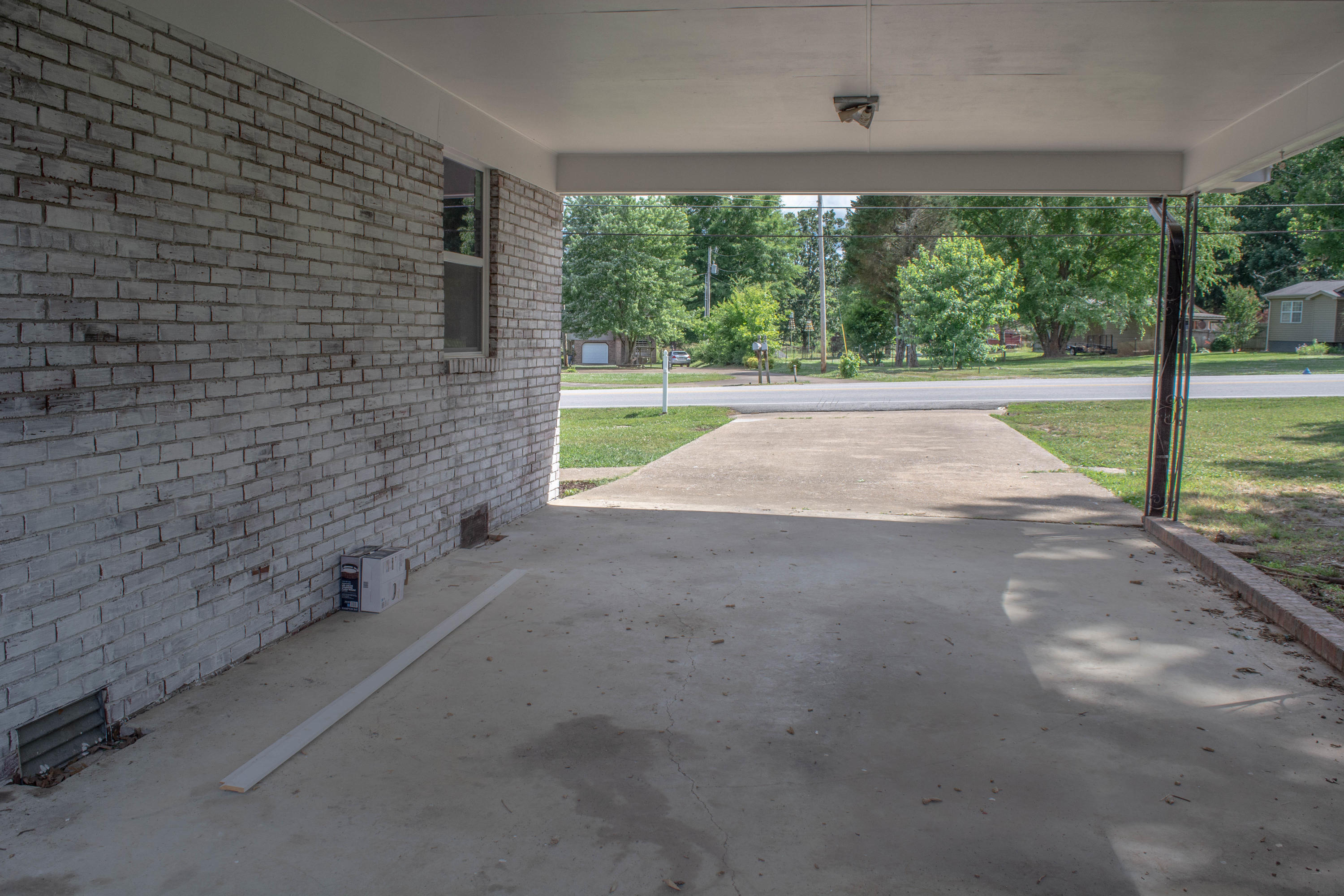 253 Wooten Road Ringgold, GA 30736 - Photo 5 of 36 DSC_0678
