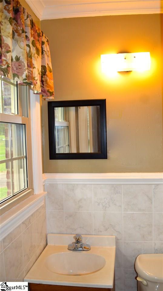 110 Yown Road Greenville, SC 29611 - Photo 11 of 13 Gallery Image 11