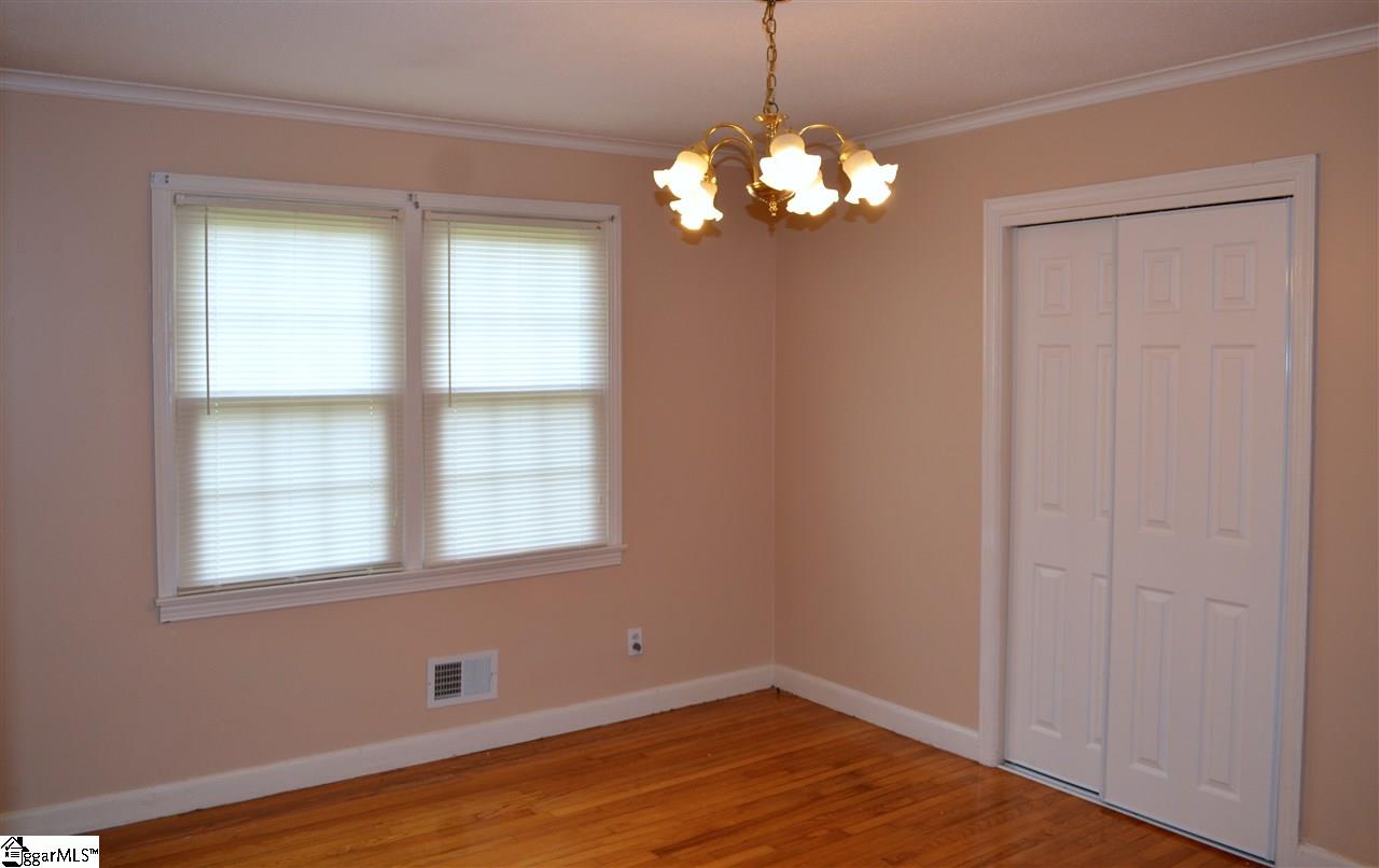 110 Yown Road Greenville, SC 29611 - Photo 9 of 13 Gallery Image 9