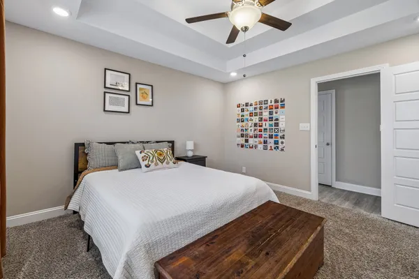 $2,100 | 833 Lutz Lane, Clarksville, TN 37042