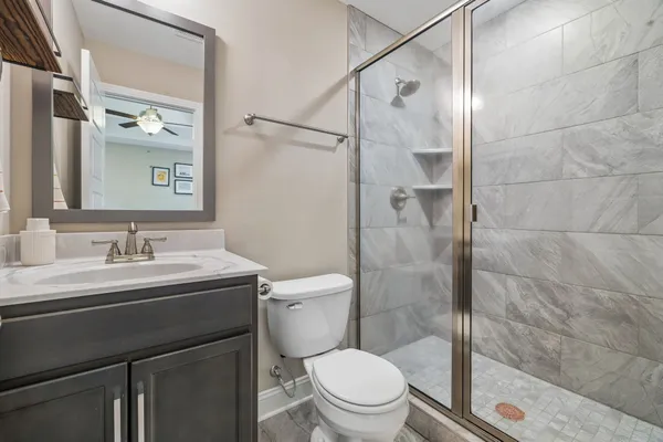 $2,100 | 833 Lutz Lane, Clarksville, TN 37042