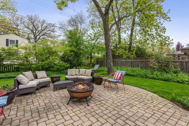 1152 Raleigh Road Glenview, IL 60025 - Photo 21 of 23 a garden view with a seating space