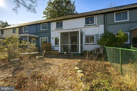 $325,000 | 1 Northway Road, Greenbelt, MD 20770