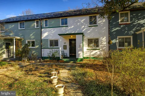 $325,000 | 1 Northway Road, Greenbelt, MD 20770