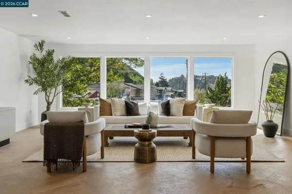 $1,599,000 | 602 Big Bend Drive, Pacifica, CA 94044