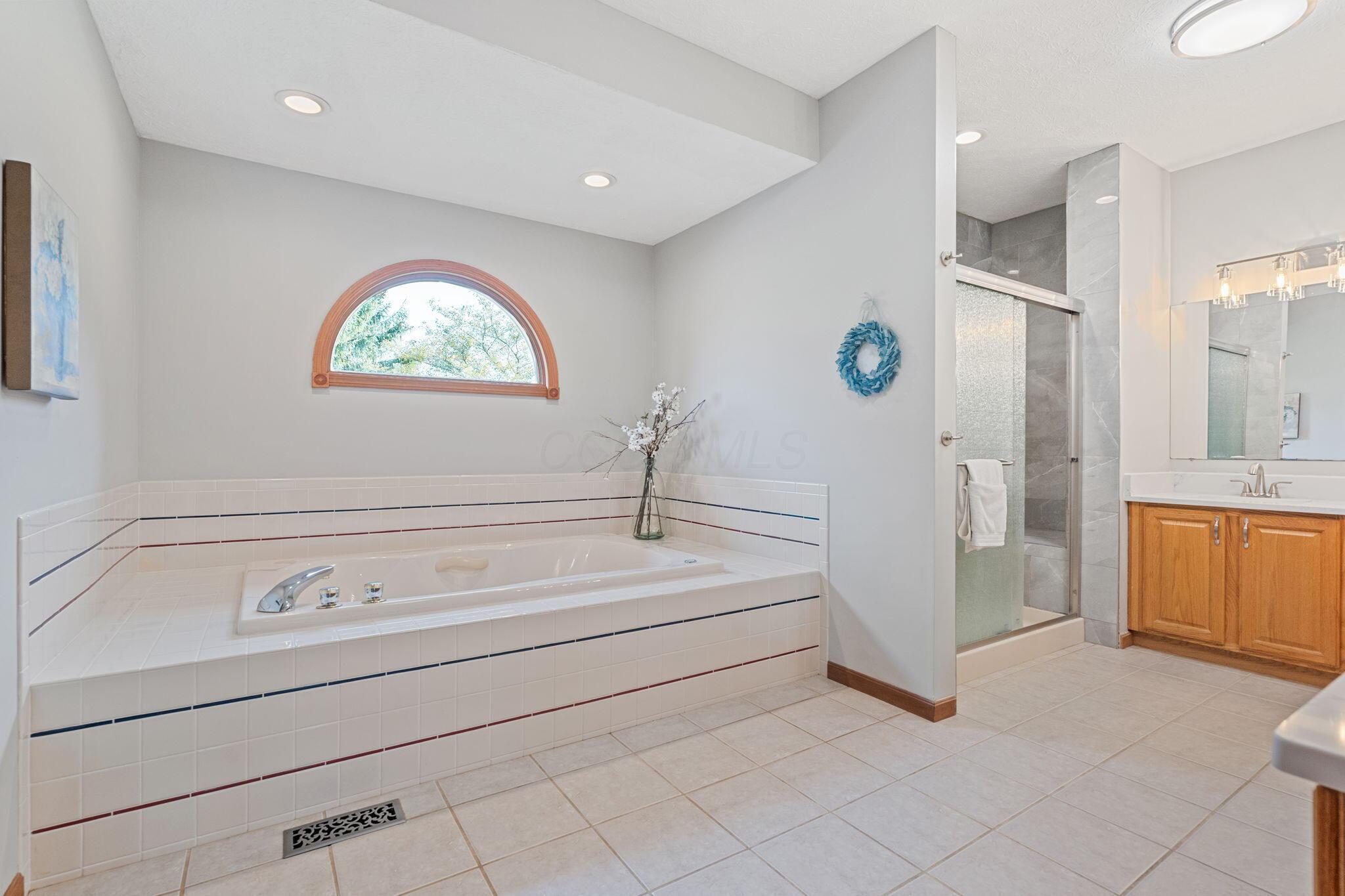 12907 Woodtown Road Galena, OH 43021 - Photo 59 of 117 Primary Bathroom