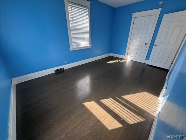 $1,300 | 55 Parkwood Avenue, Tonawanda, NY 14217