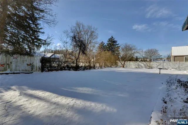 $599,900 | 17 Garden Place, Pompton Plains, NJ 07444