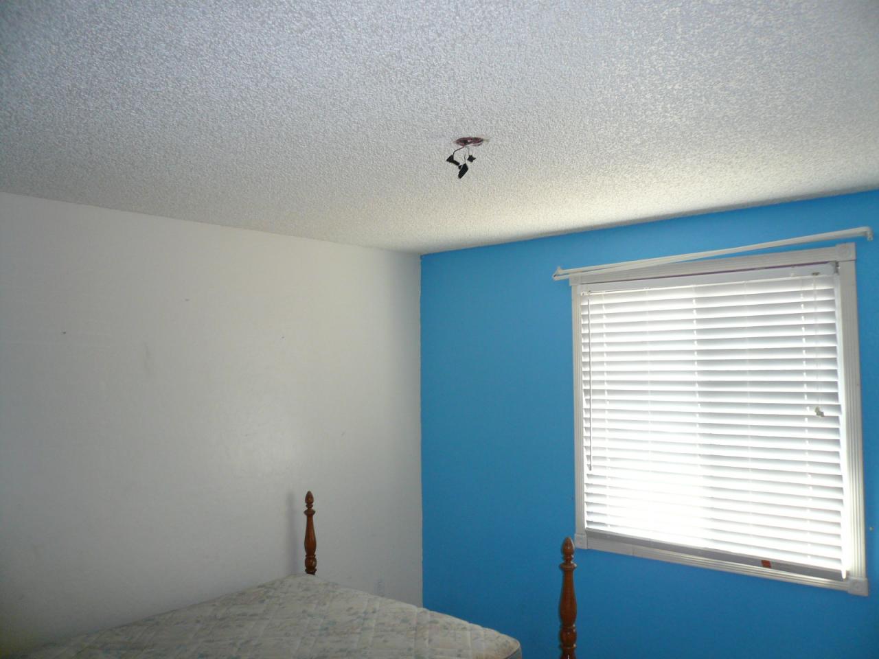 7340 West Monte Vista Road Phoenix, AZ 85035 - Photo 5 of 11 BEDROOM 1
