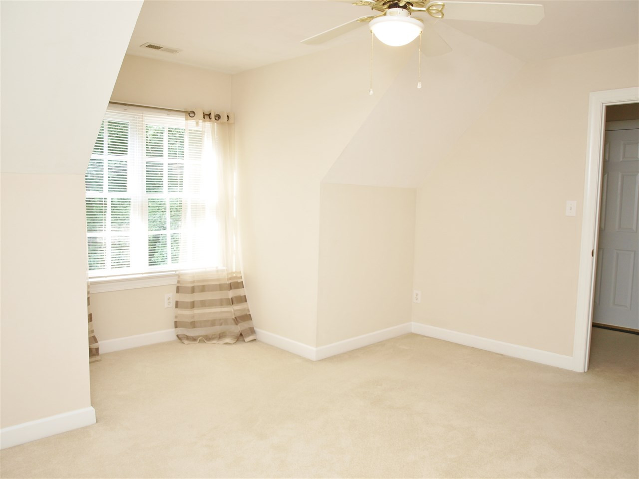 6024 Wild Orchid Trail Raleigh, NC 27613 - Photo 11 of 18 Photo 11