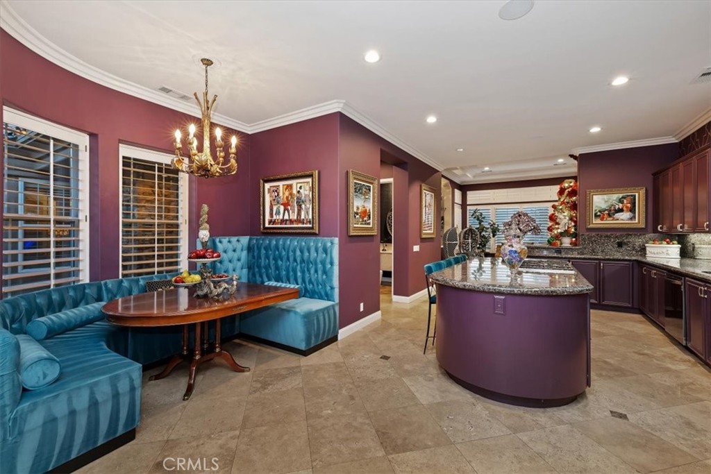 20 Vista Encantada Rancho Mirage, CA 92270 - Photo 30 of 75 a living room with furniture and a dining room
