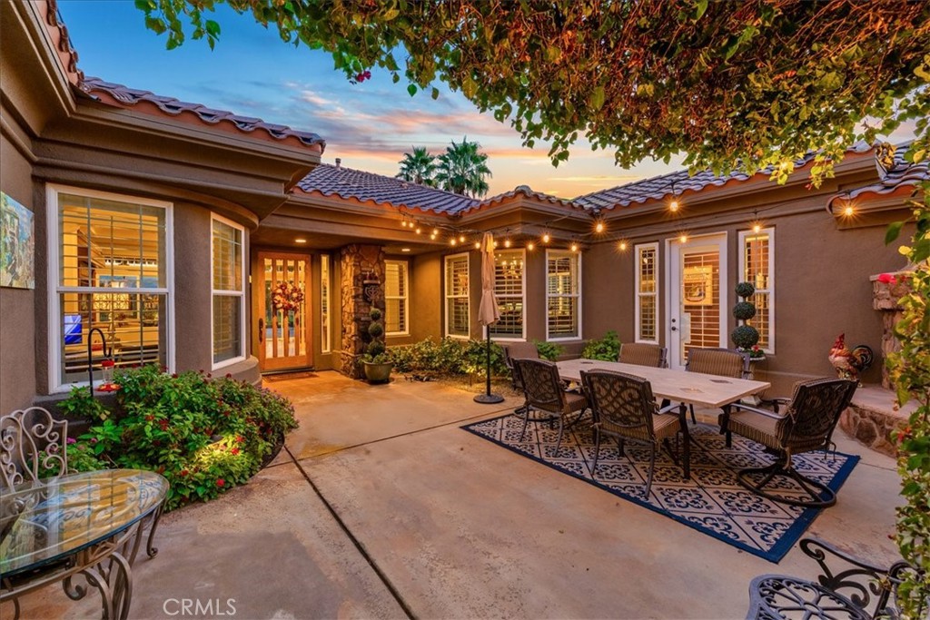 20 Vista Encantada Rancho Mirage, CA 92270 - Photo 5 of 35