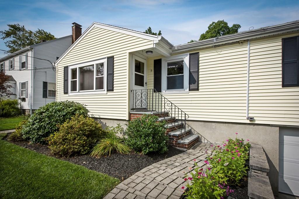 9 Farm Street Wakefield, MA 01880 - Photo 2 of 26