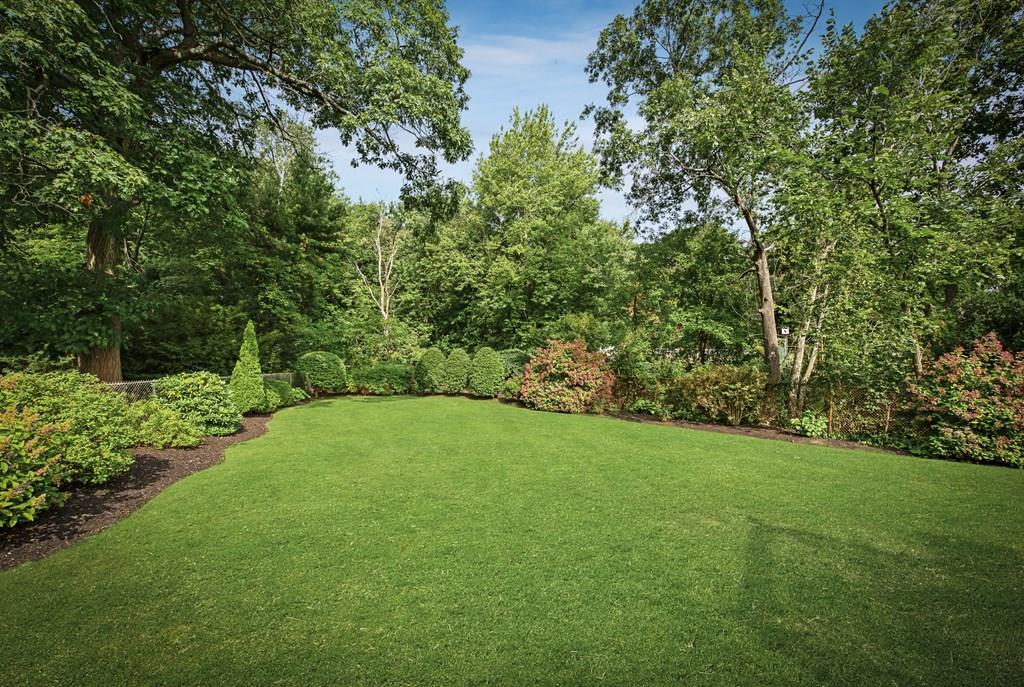 9 Farm Street Wakefield, MA 01880 - Photo 3 of 26