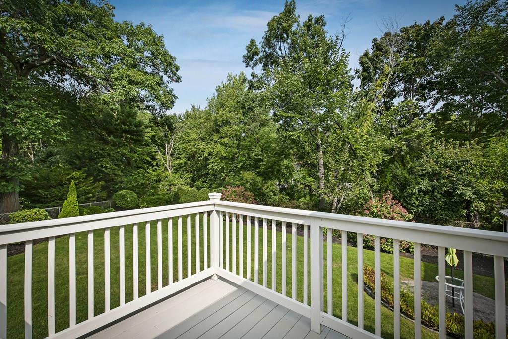 9 Farm Street Wakefield, MA 01880 - Photo 6 of 26