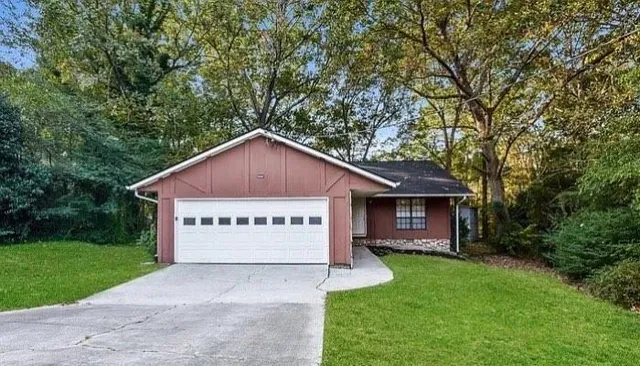 $1,950 | 2673 Stoneview Court Northwest, Conyers, GA 30012