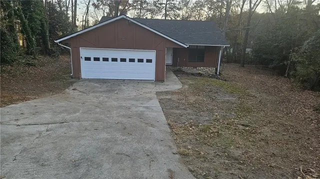 $1,950 | 2673 Stoneview Court Northwest, Conyers, GA 30012