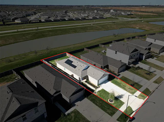 $2,200 | 28923 Great Cyn Drive, Hockley, TX 77447