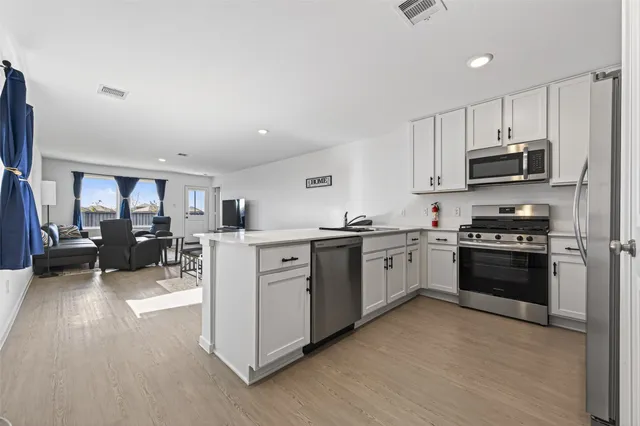 $2,200 | 28923 Great Cyn Drive, Hockley, TX 77447