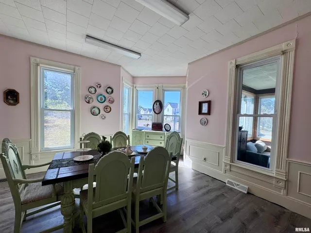 $229,900 | 1415 4th Street, Fulton, IL 61252