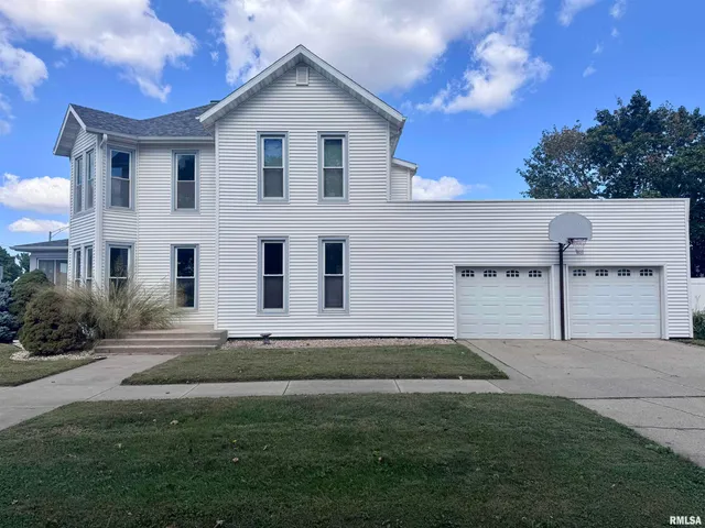 $229,900 | 1415 4th Street, Fulton, IL 61252