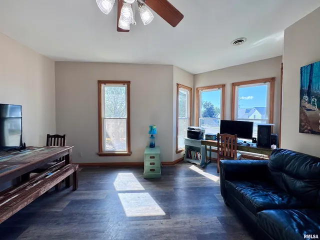 $229,900 | 1415 4th Street, Fulton, IL 61252