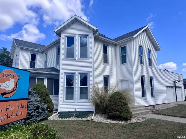 $229,900 | 1415 4th Street, Fulton, IL 61252